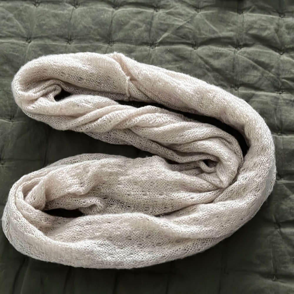 Infinity scarf